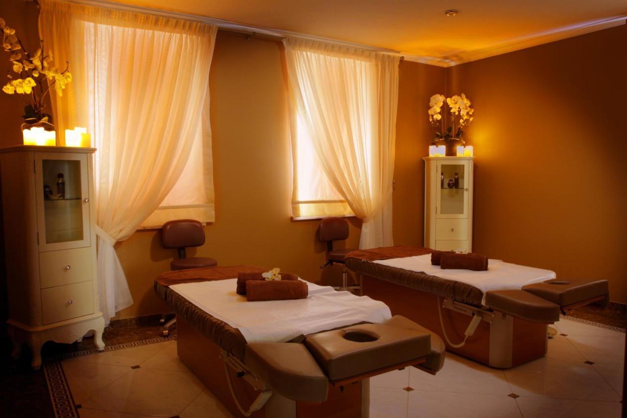 Palac Zelechow Spa & Wellness Exterior foto